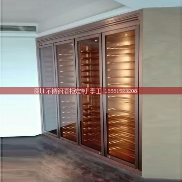 珠海某会所定制四开门不锈钢酒柜