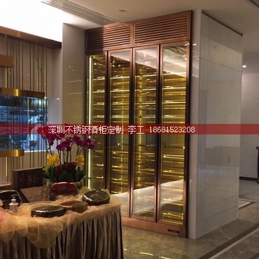 东莞东城某老字号饭店定制不锈钢酒柜