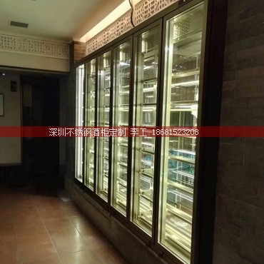 广州某私厨会所定制前后透明不锈钢酒柜